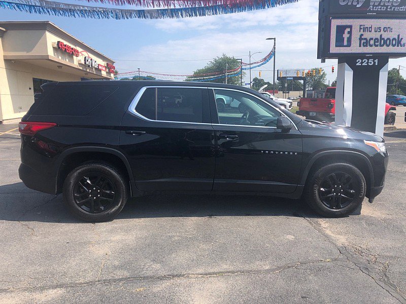 Used 2021 Chevrolet Traverse LS image 6