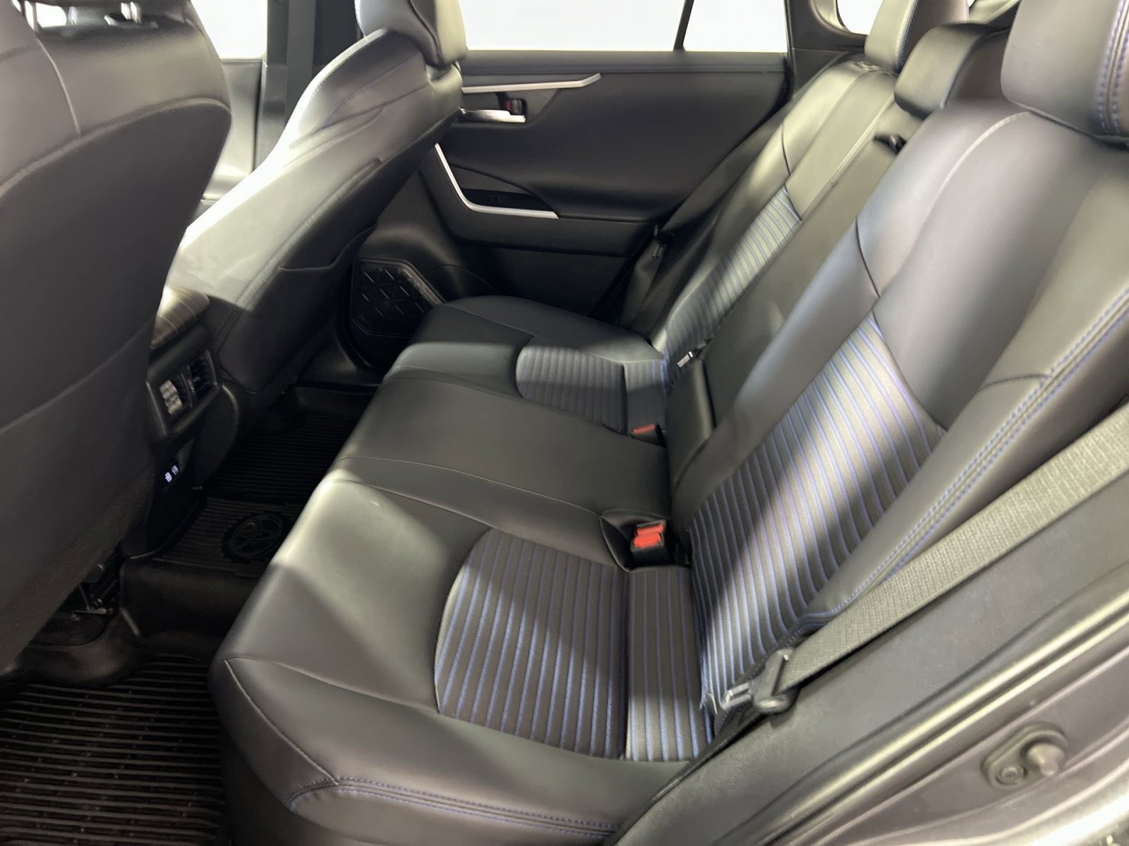 Used 2024 Toyota RAV4 XSE w/ Weather Package image 26
