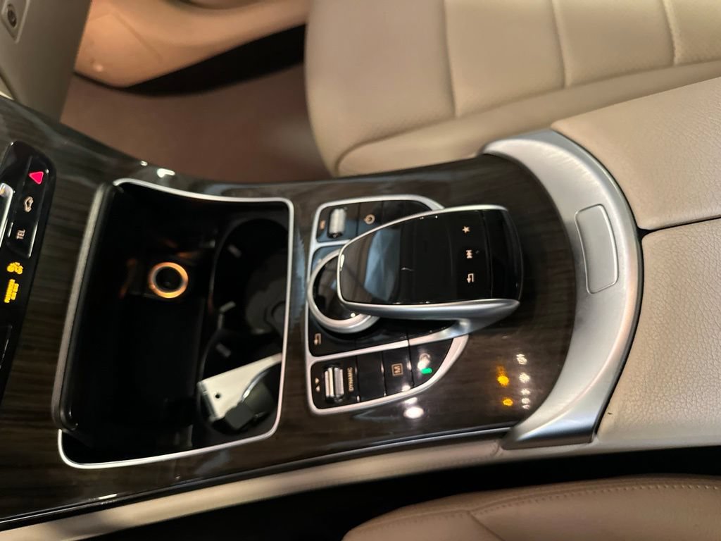 Used 2018 Mercedes-Benz GLC 300 4MATIC image 18