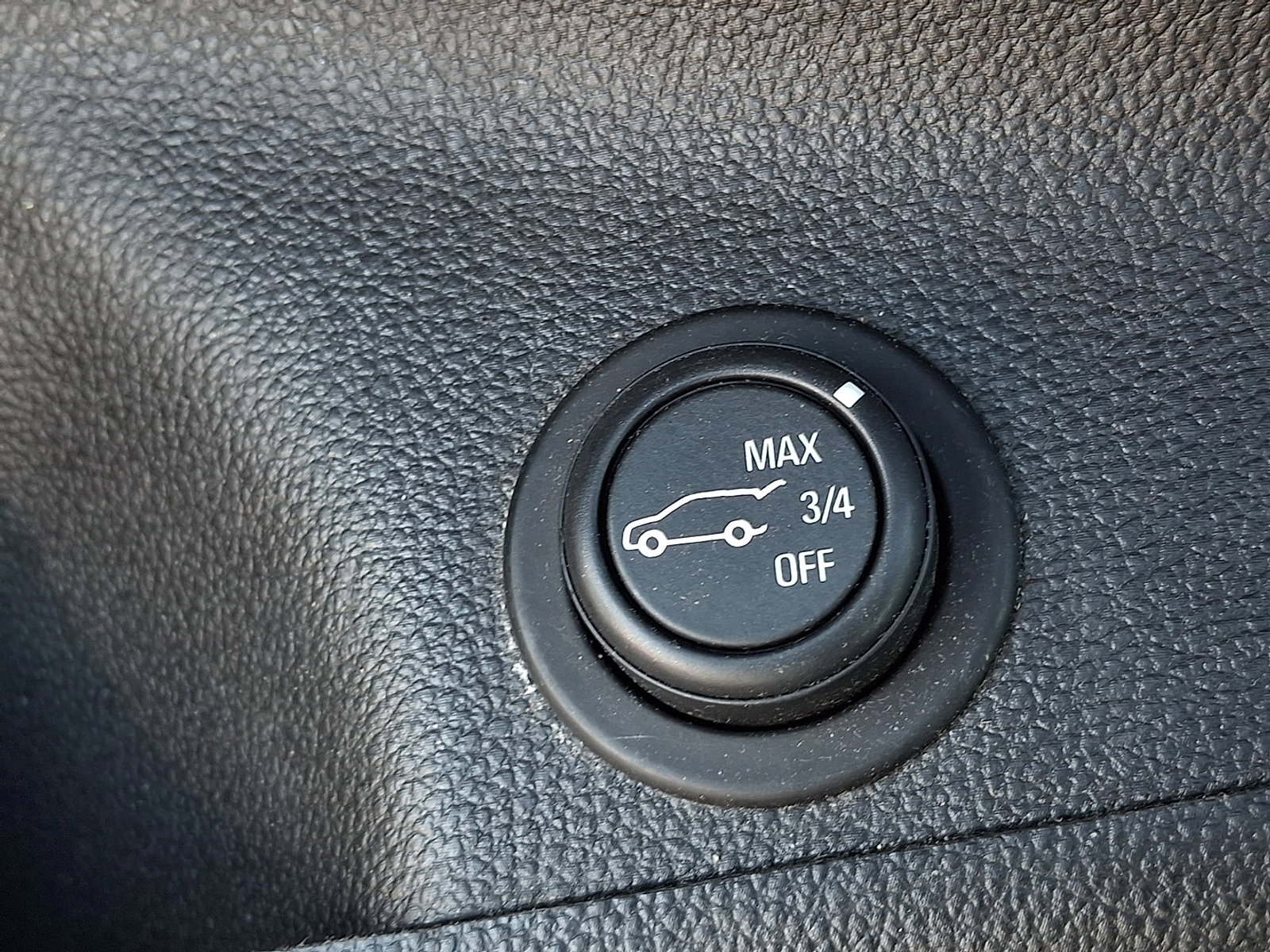 Used 2017 Buick Envision Essence w/ LPO, Cargo Package image 29