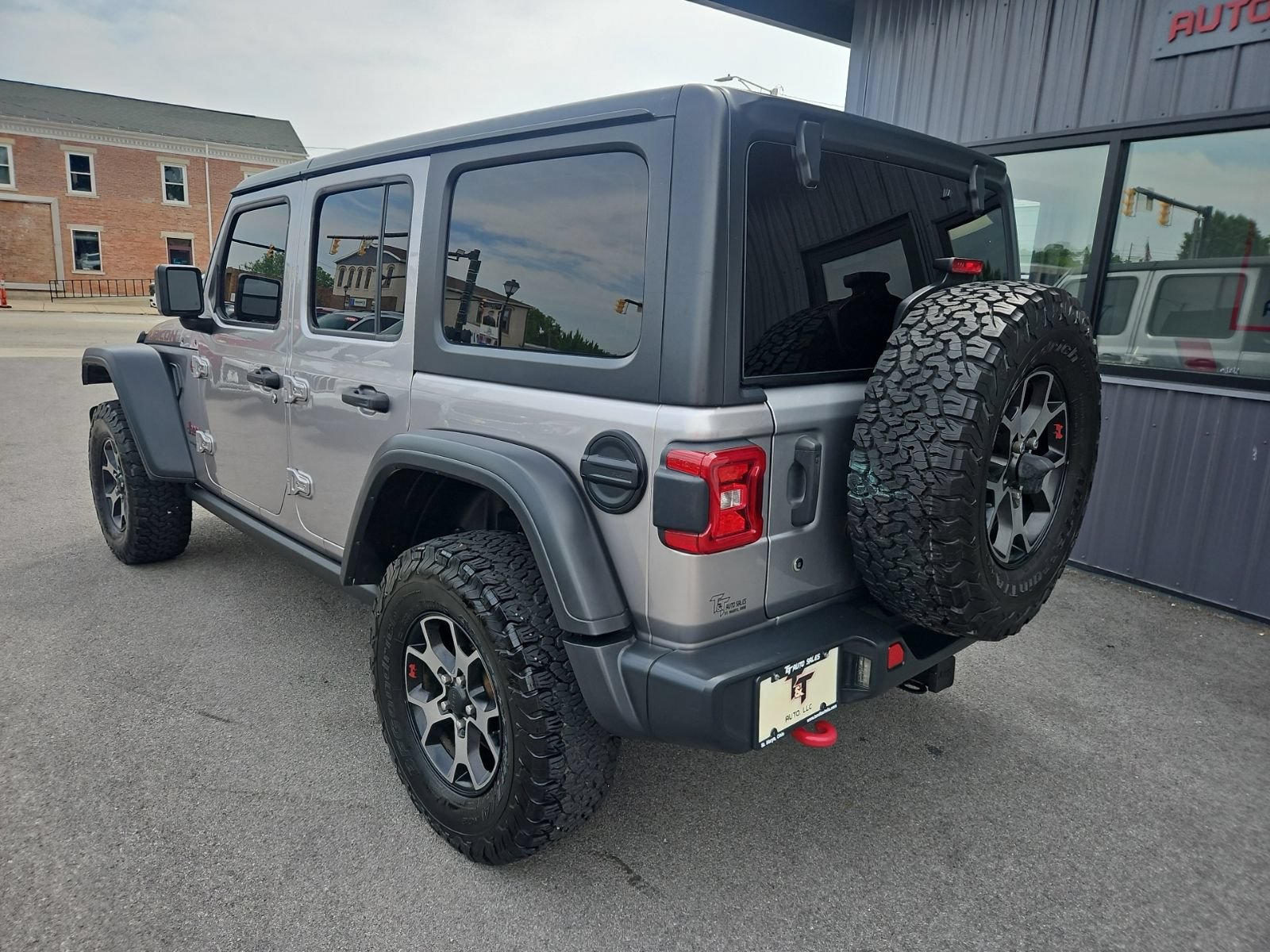 Used 2018 Jeep Wrangler Unlimited Rubicon AWD/4WD image 4