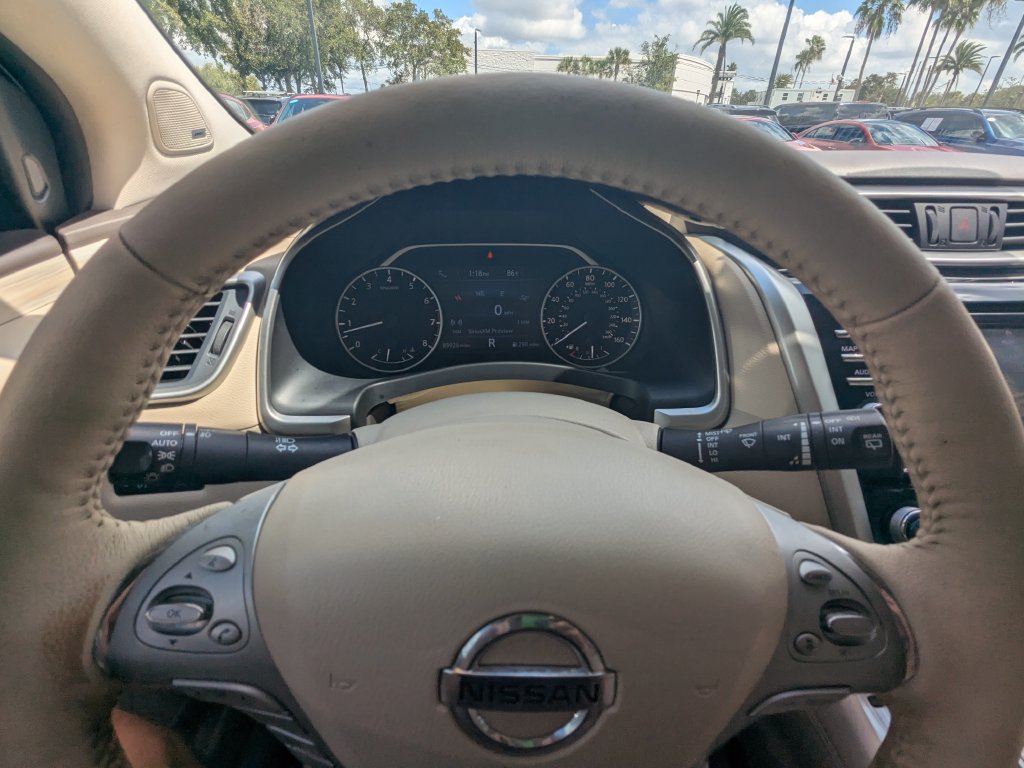 Used 2018 Nissan Murano SL w/ Moonroof Package FWD image 13