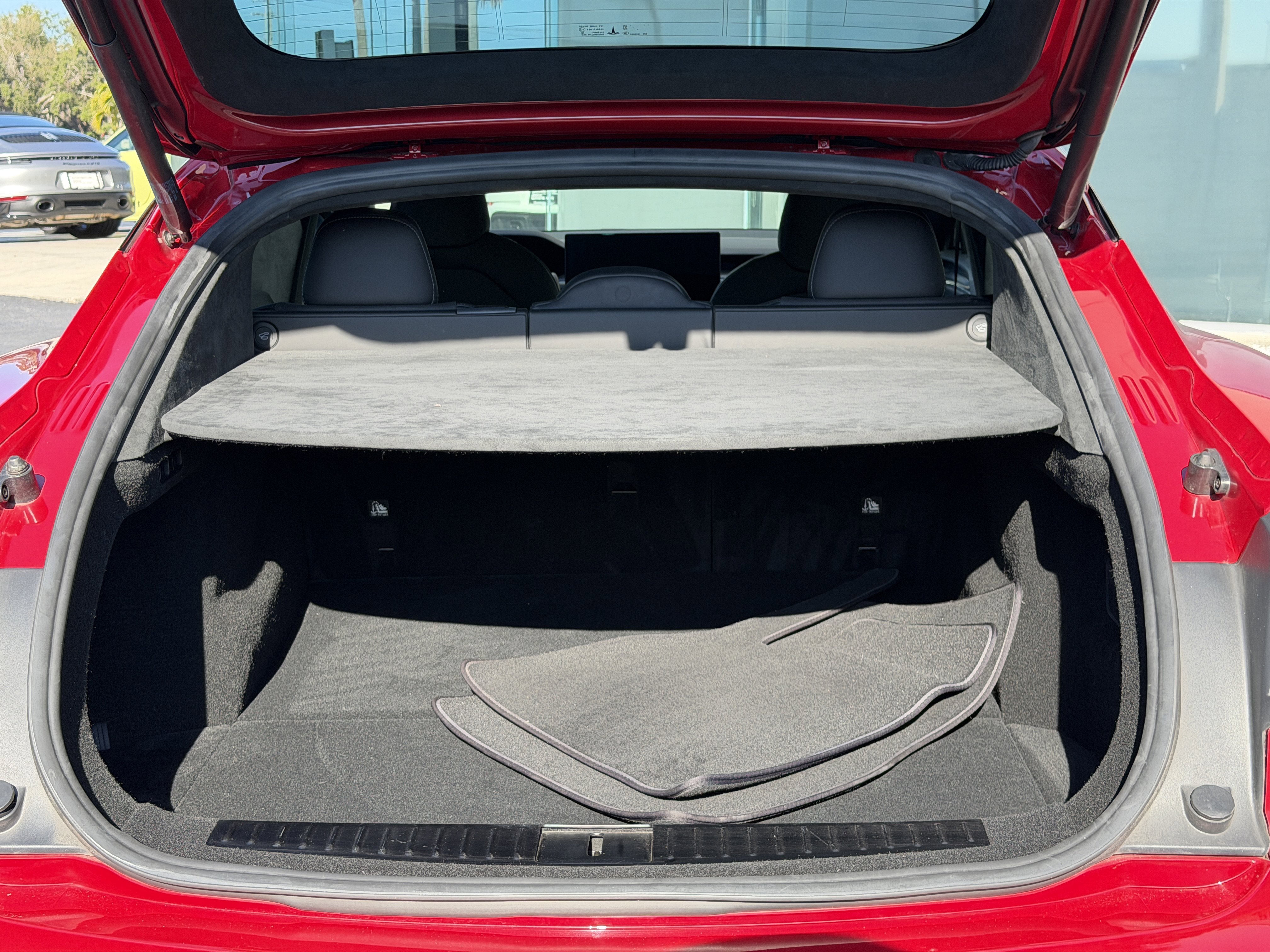 Used 2022 Tesla Model S Plaid image 13