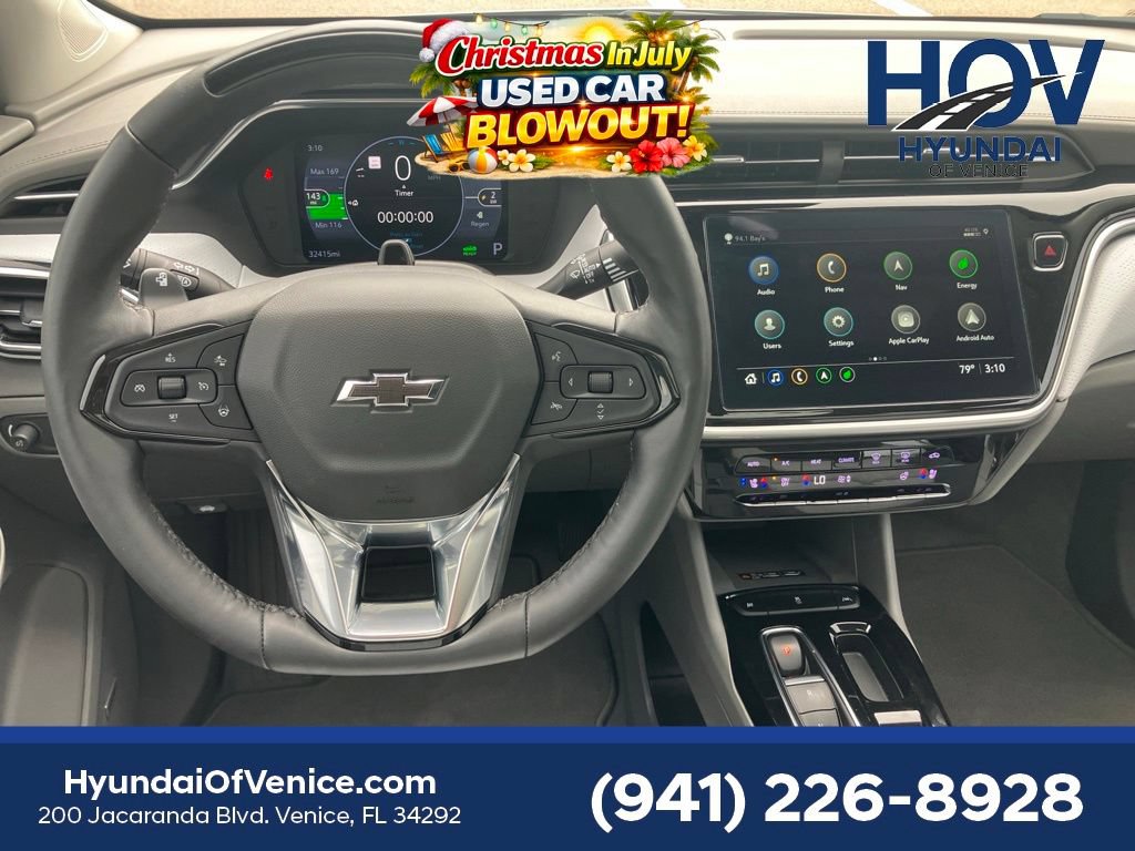 Used 2023 Chevrolet Bolt EUV Premier w/ Sun & Sound Package FWD image 12