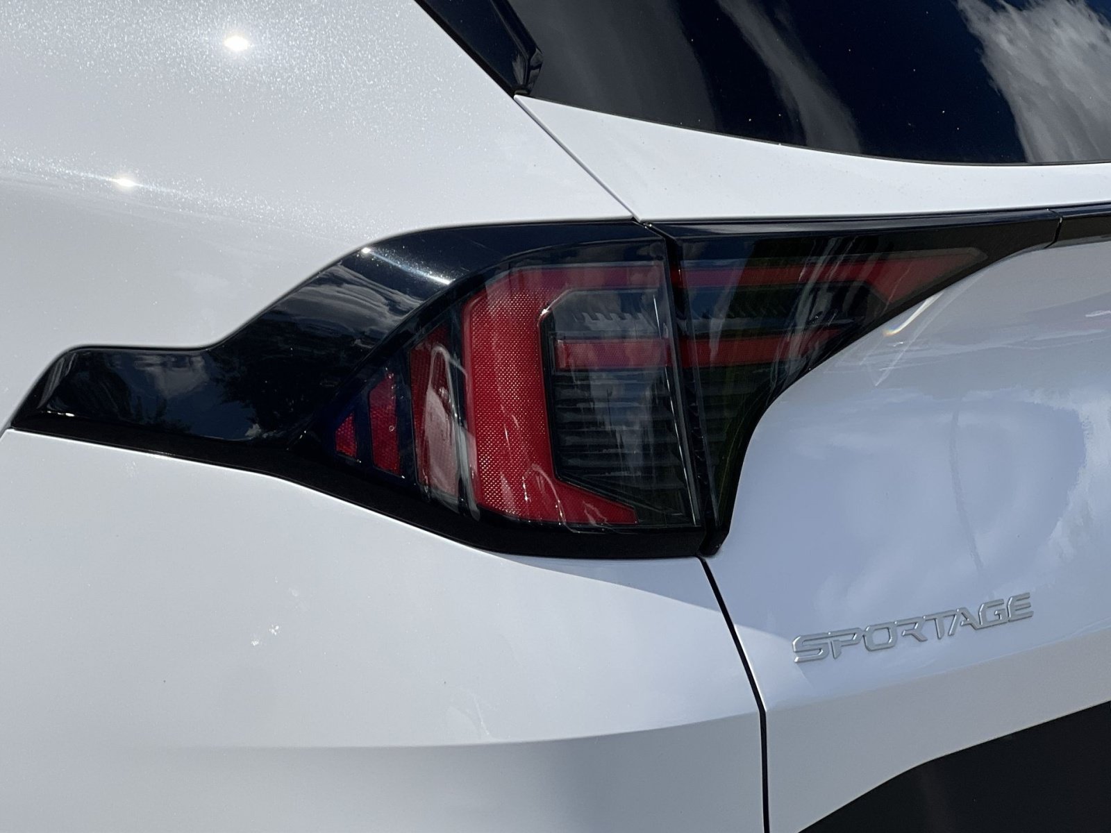 New 2027 Kia Sportage EX FWD image 14