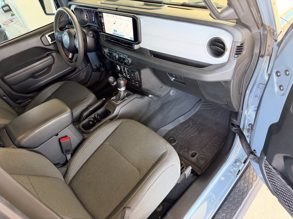 Used 2024 Jeep Wrangler Sport AWD/4WD image 22