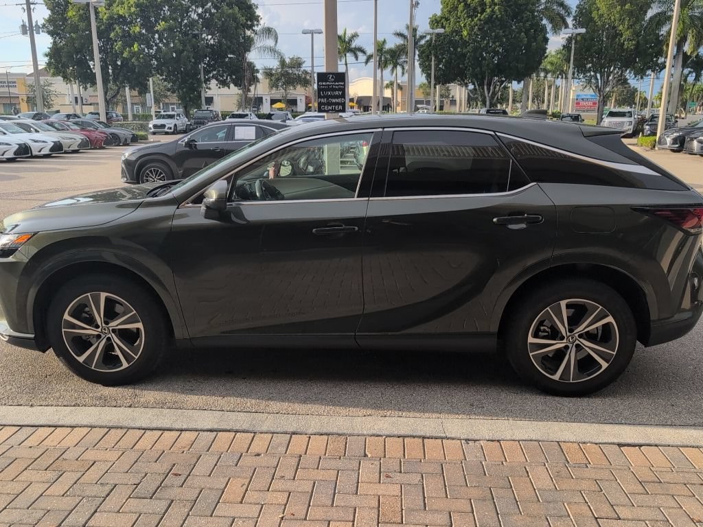 Certified 2024 Lexus RX 350 FWD w/ Technology Package image 9