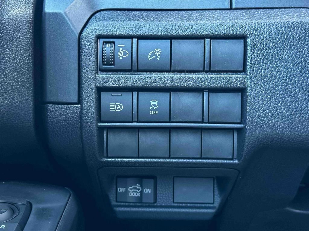 Used 2026 Toyota Tacoma SR image 23