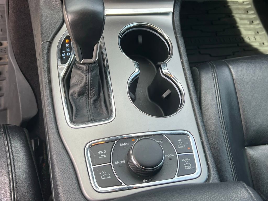 Used 2018 Jeep Grand Cherokee Limited AWD/4WD image 35
