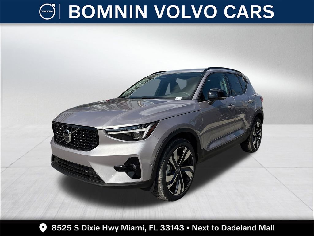 New 2026 Volvo XC40 B5 Ultra