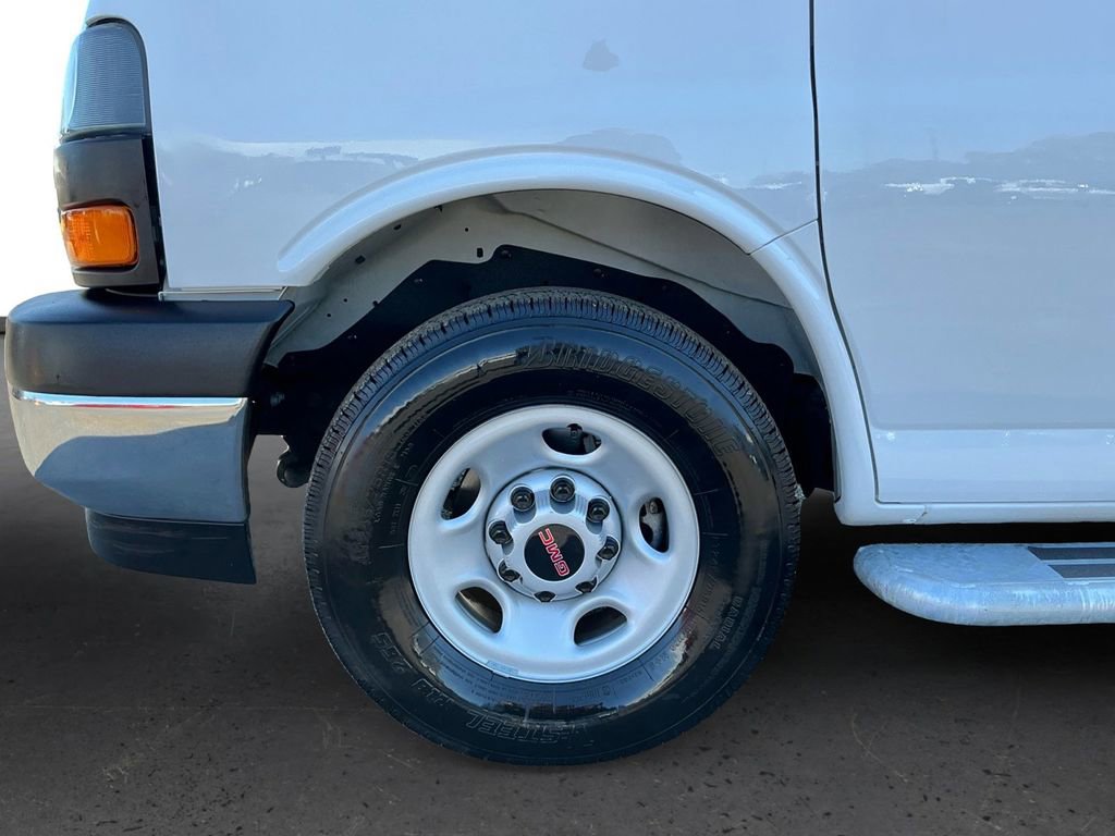 Used 2024 GMC Savana 2500 w/ Driver Convenience Package image 13