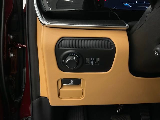 New 2026 Jeep Grand Wagoneer Summit AWD/4WD image 14