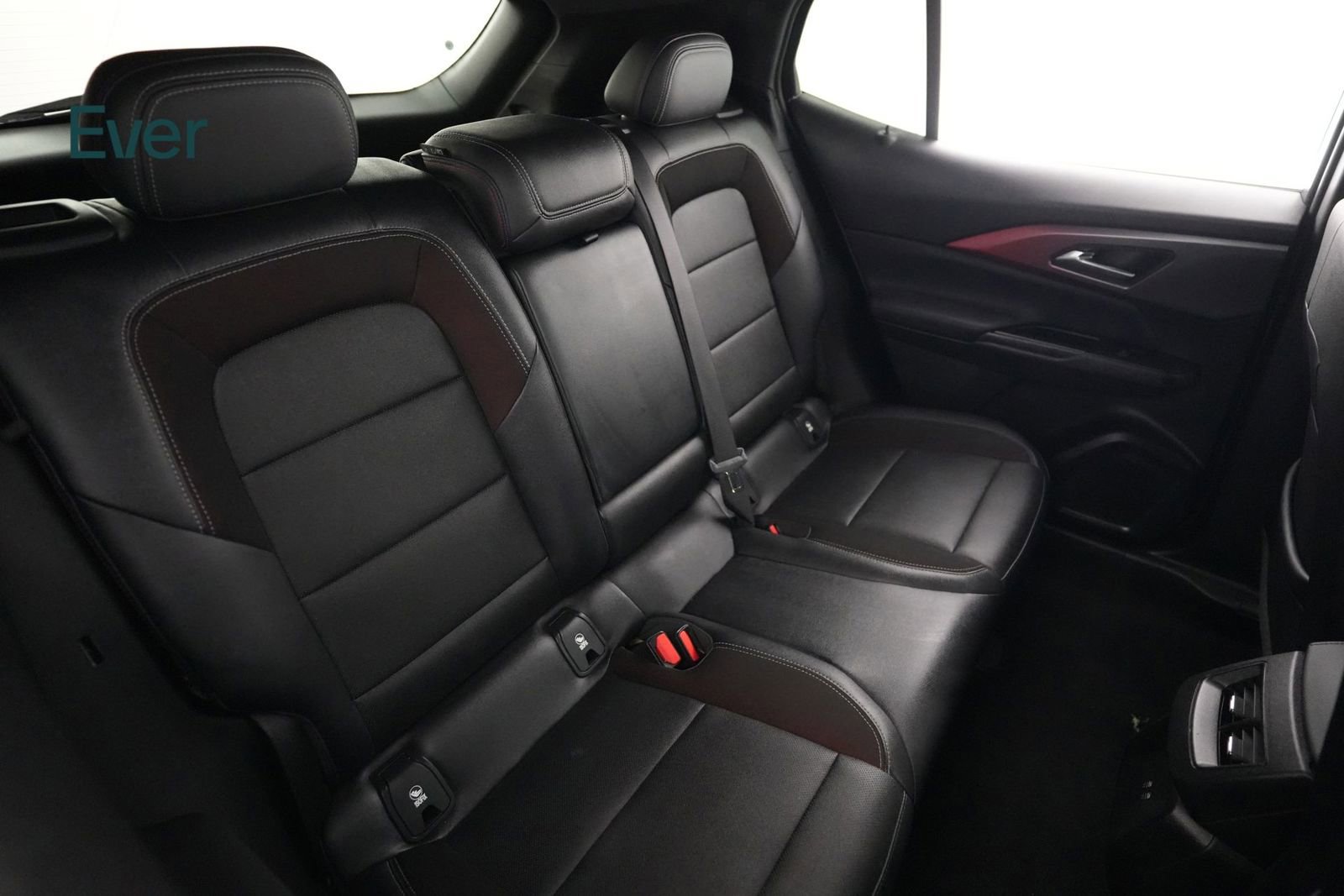 Used 2024 Chevrolet Equinox EV RS FWD image 5