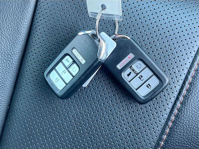 Used 2022 Honda Pilot TrailSport image 33