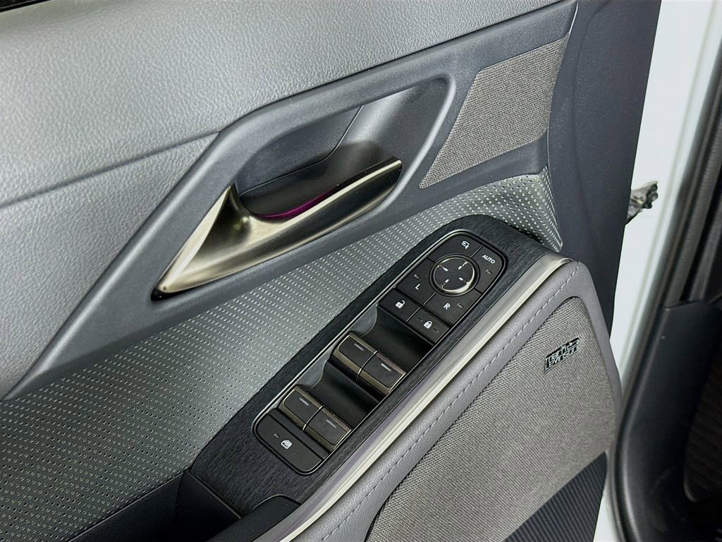 Used 2024 Lexus GX 550 image 18