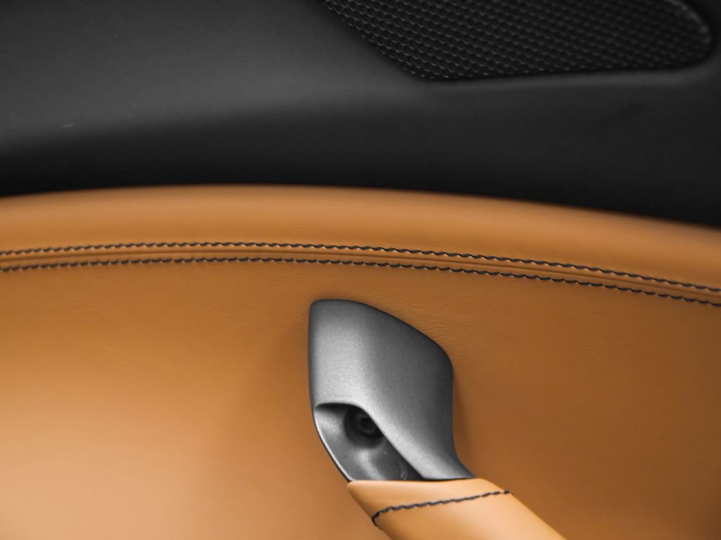 Used 2018 Ferrari 488 Spider RWD image 30