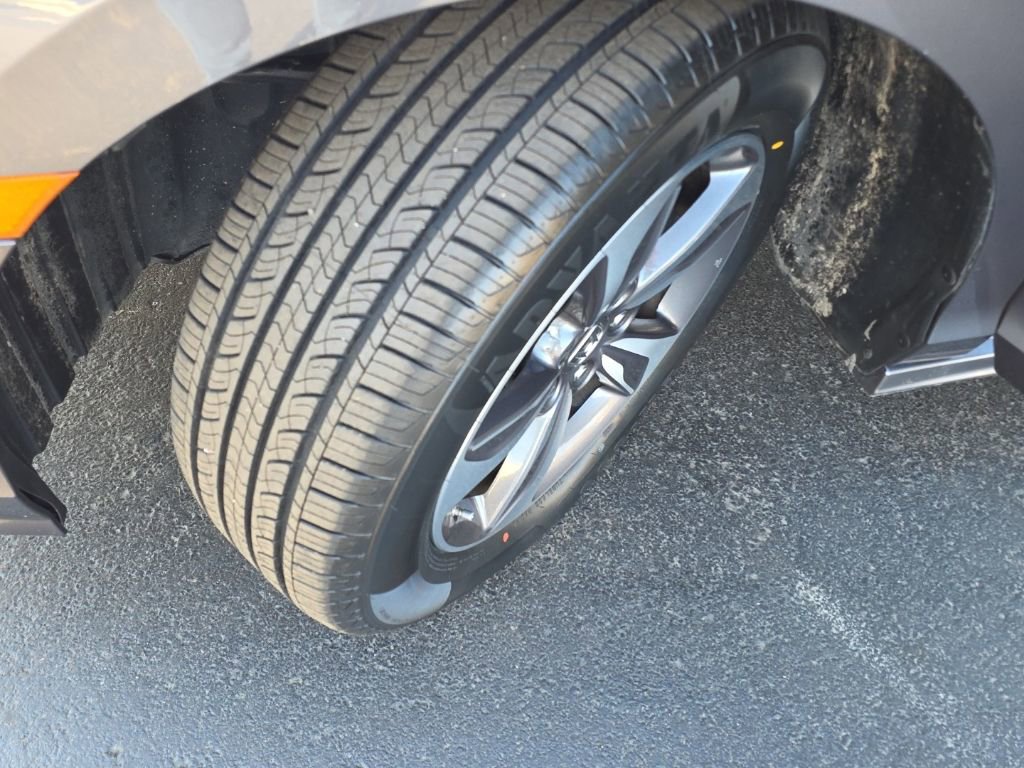 Used 2019 Honda Odyssey Touring image 12