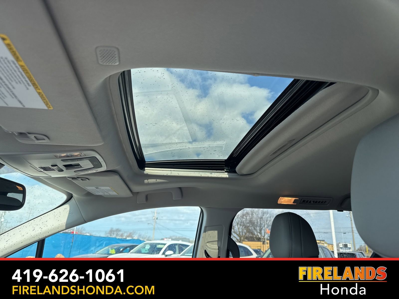 Used 2024 Toyota Sienna XLE image 24