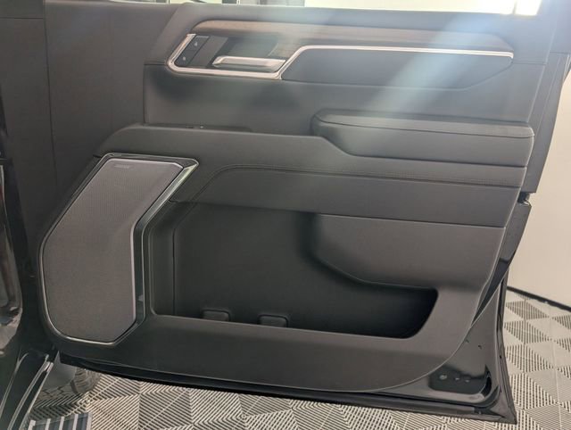 Certified 2024 Chevrolet Silverado 2500 High Country w/ High Country Premium Package image 35