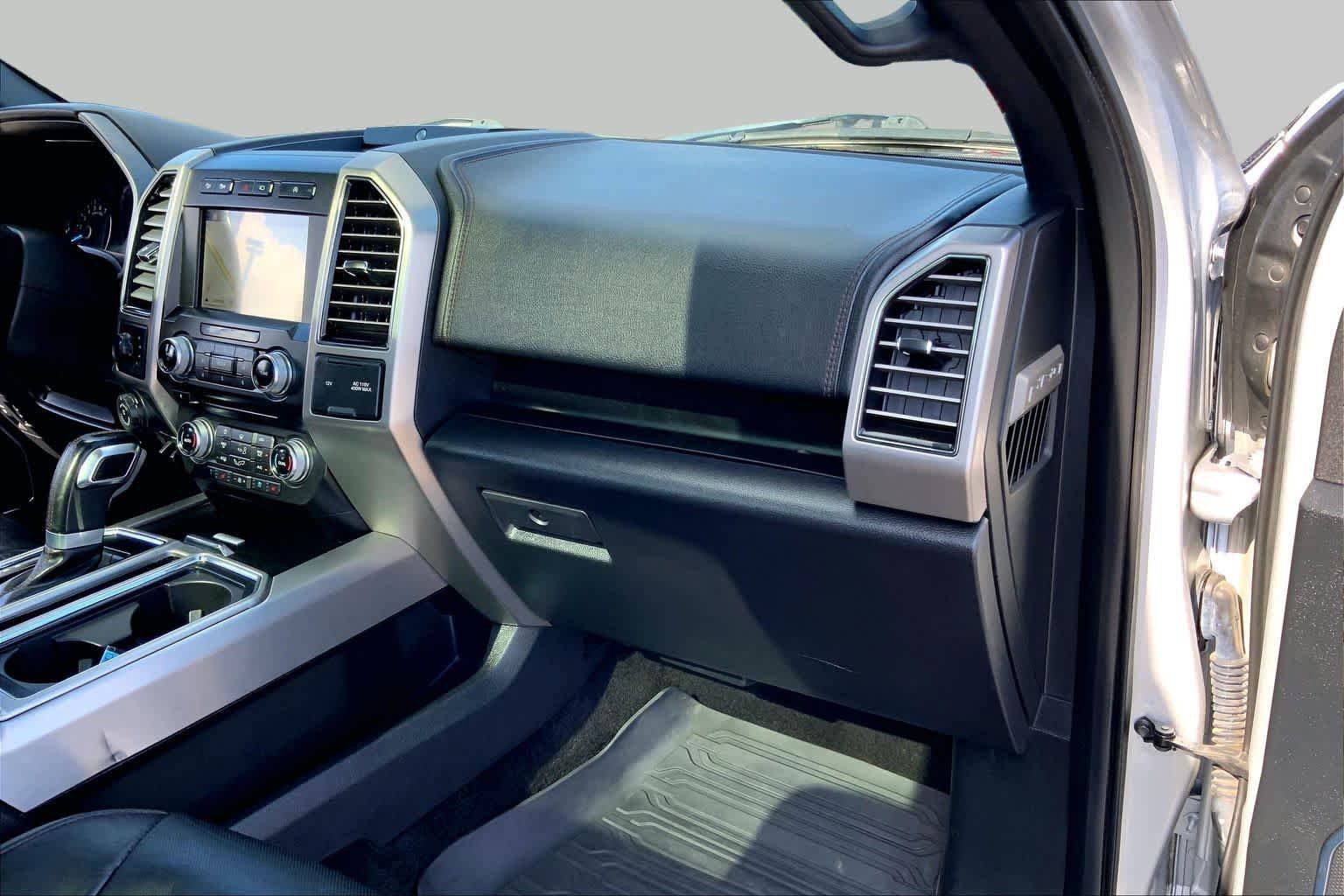 Used 2018 Ford F150 Platinum w/ Equipment Group 701A Luxury AWD/4WD image 16