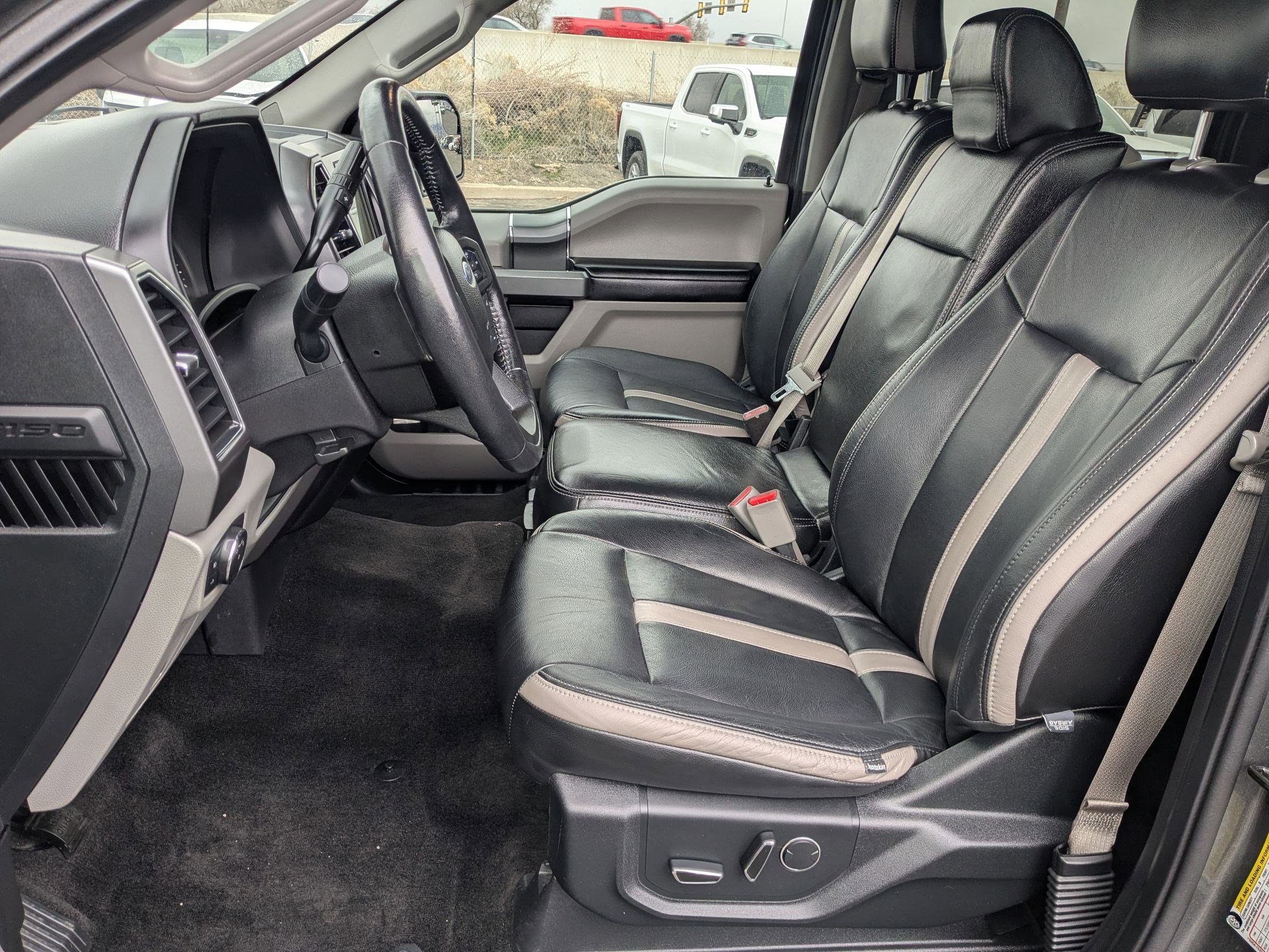 Used 2017 Ford F150 XLT w/ Equipment Group 302A Luxury image 24