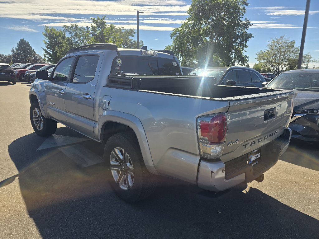 Used 2017 Toyota Tacoma Limited w/ Tow Package AWD/4WD image 15