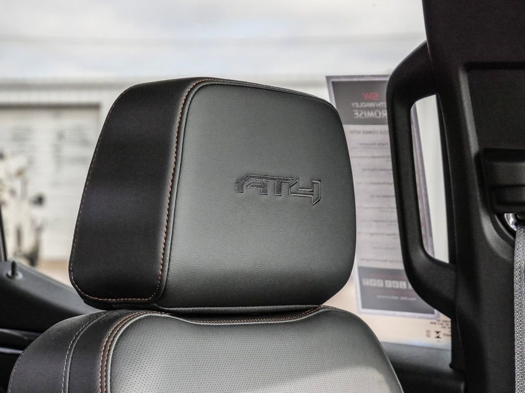 Used 2025 GMC Sierra 1500 AT4 w/ Technology Package image 20