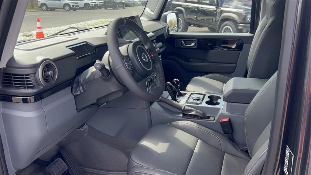 Used 2025 INEOS Grenadier Fieldmaster Edition image 16