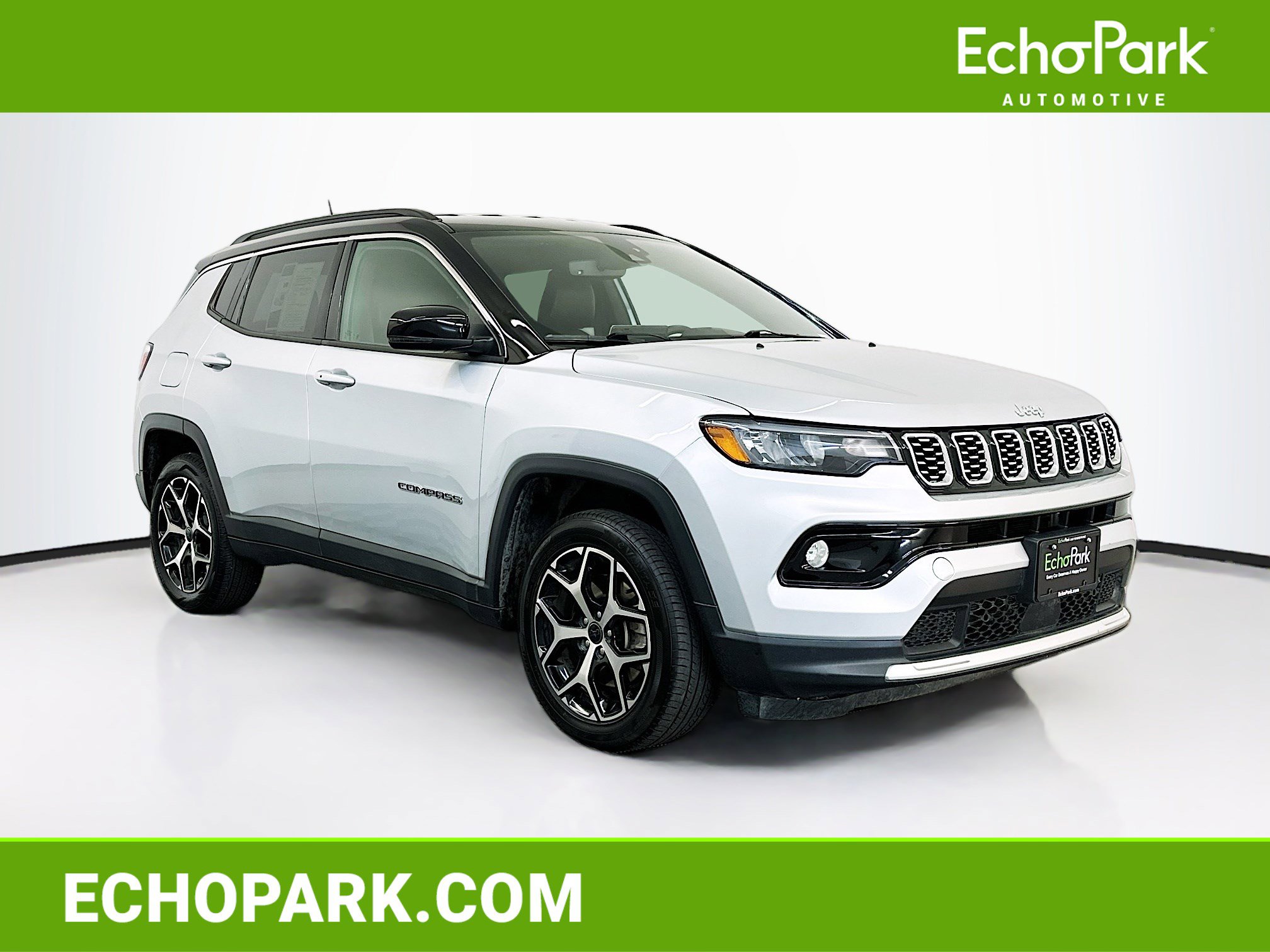 Used 2025 Jeep Compass Limited AWD/4WD image 1