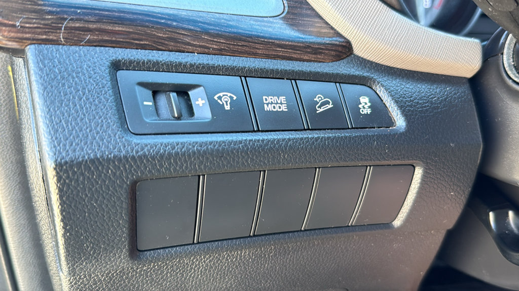 Used 2018 Hyundai Santa Fe Sport FWD image 40