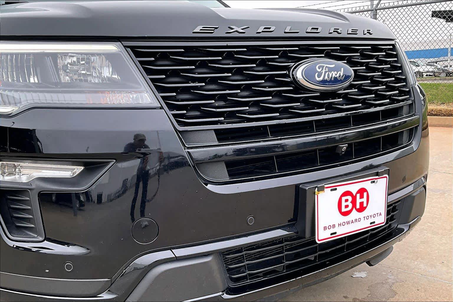 Used 2018 Ford Explorer Sport w/ Equipment Group 401A image 30