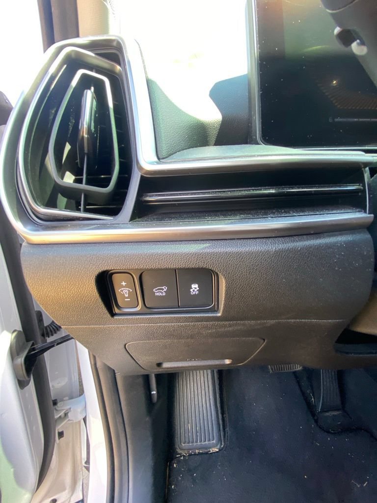 Certified 2025 Kia Sorento X-Line EX AWD/4WD image 13