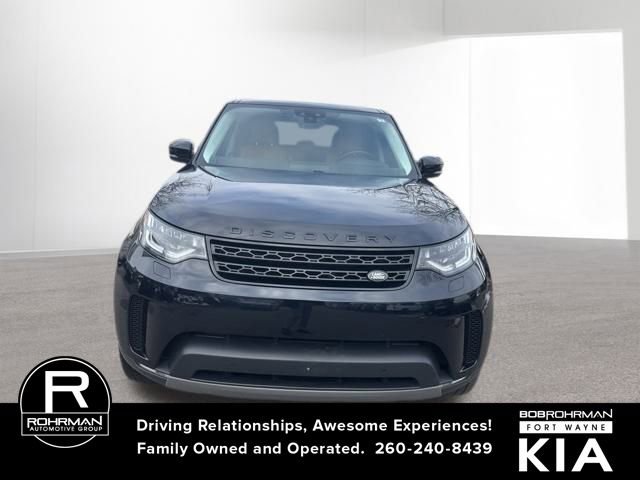 Used 2017 Land Rover Discovery First Edition image 6