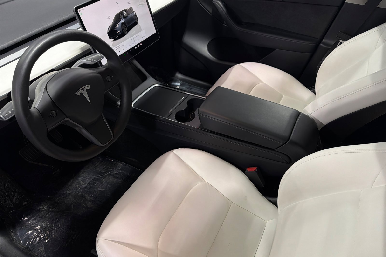 Used 2025 Tesla Model Y Long Range AWD/4WD image 9