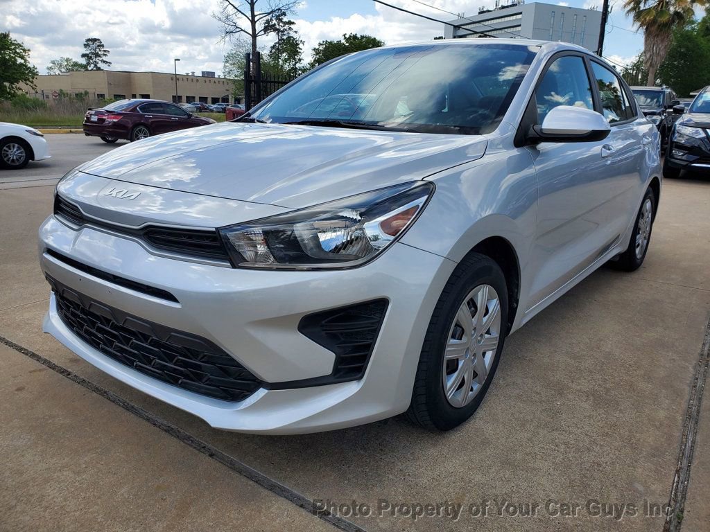 Used 2022 Kia Rio LX FWD image 2