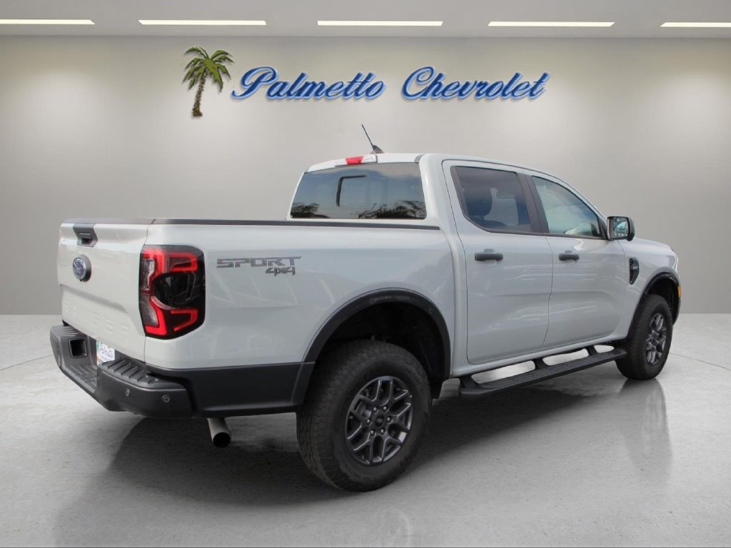 Used 2024 Ford Ranger XLT w/ Technology Package AWD/4WD image 3