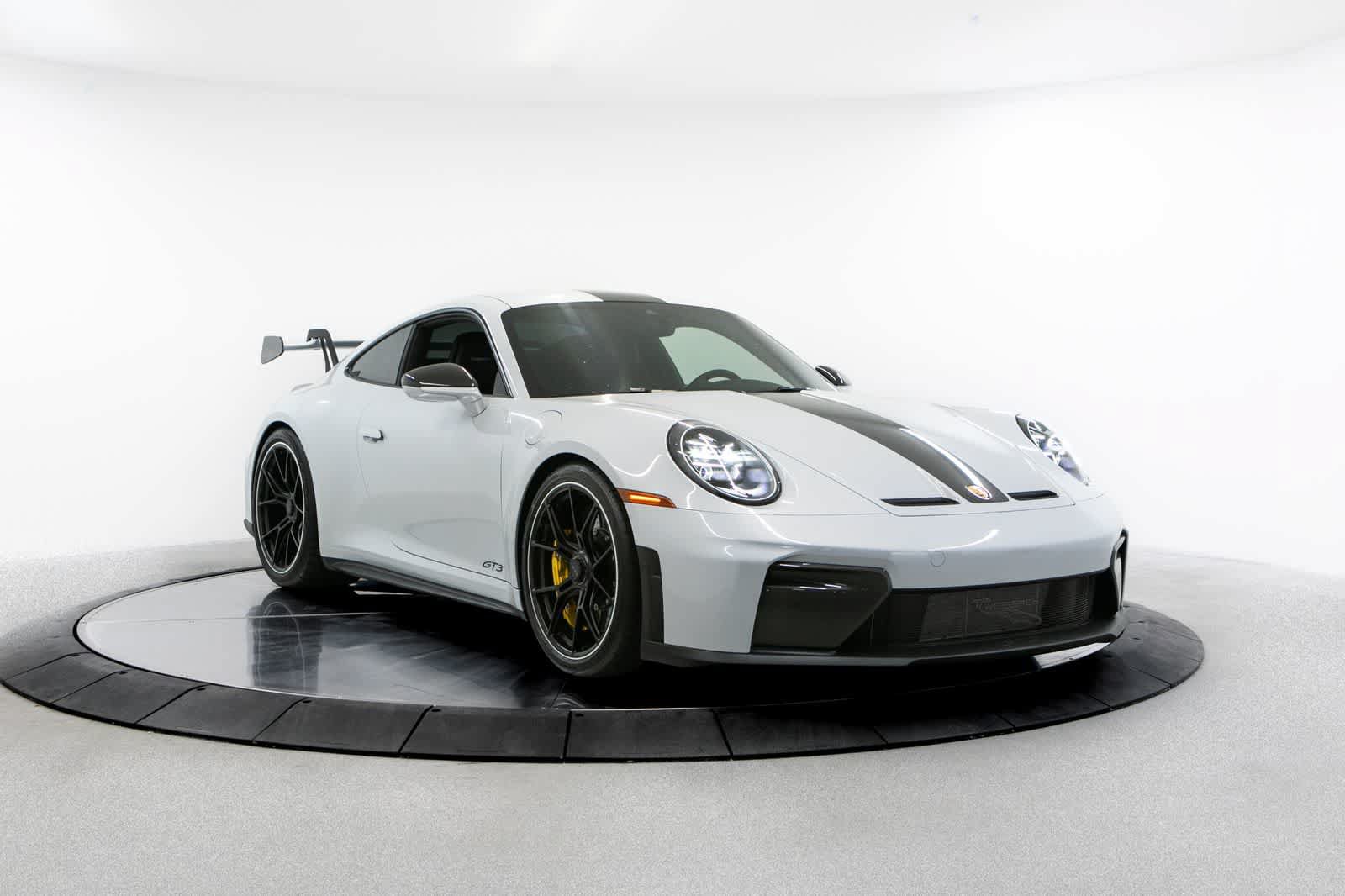 Certified 2026 Porsche 911 GT3 RWD image 9