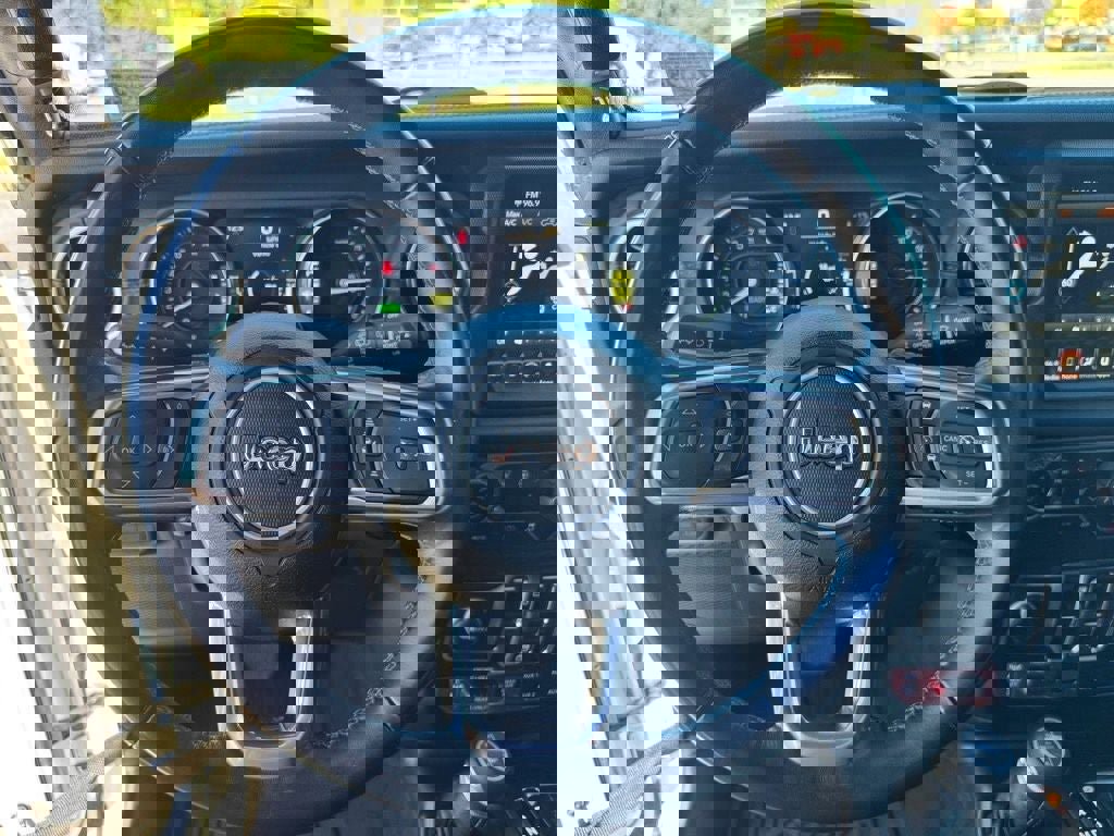 Used 2021 Jeep Wrangler Unlimited Rubicon 4xe w/ Cold Weather Group image 19