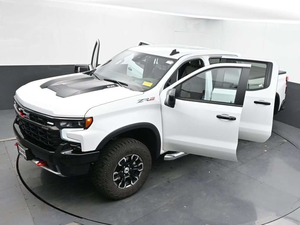 Used 2024 Chevrolet Silverado 1500 ZR2 w/ Technology Package AWD/4WD image 45