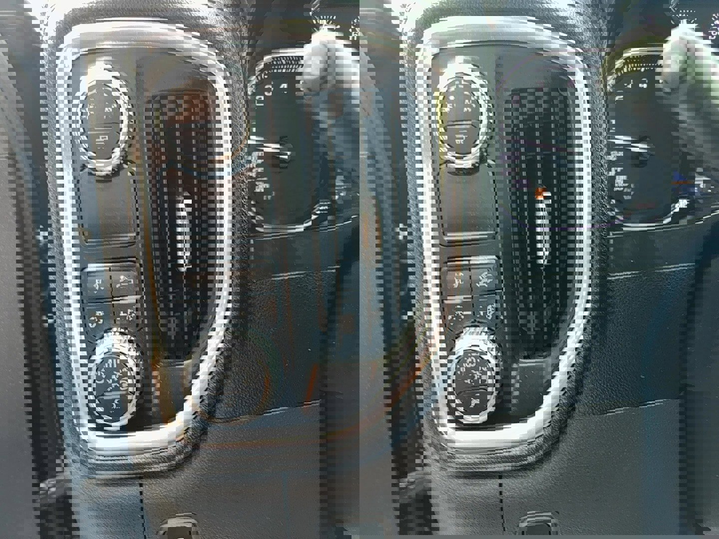 Used 2019 GMC Sierra 1500 SLT w/ SLT Premium Plus Package image 20