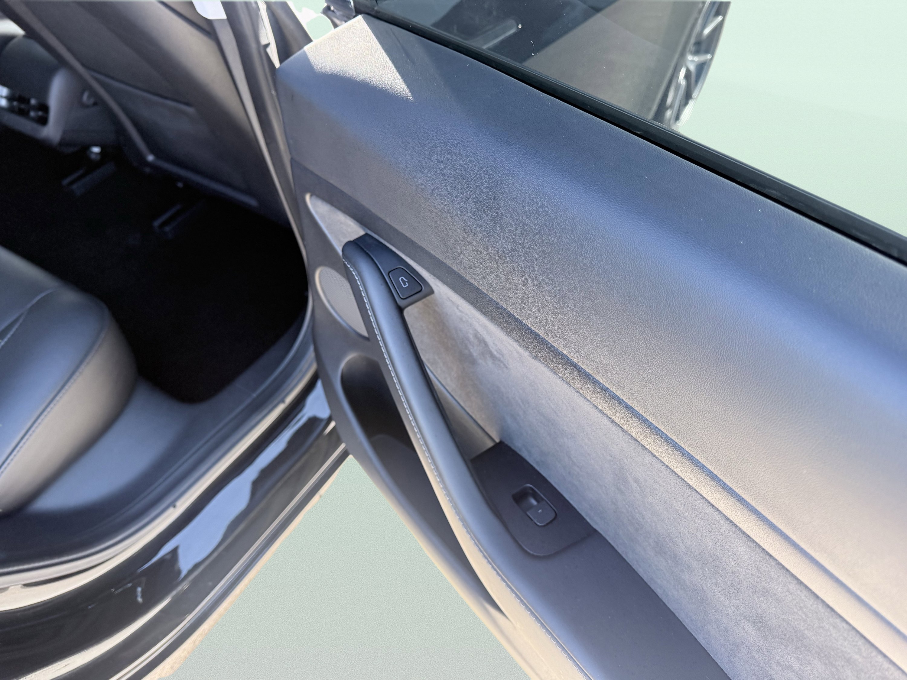 Used 2022 Tesla Model 3 Long Range image 39