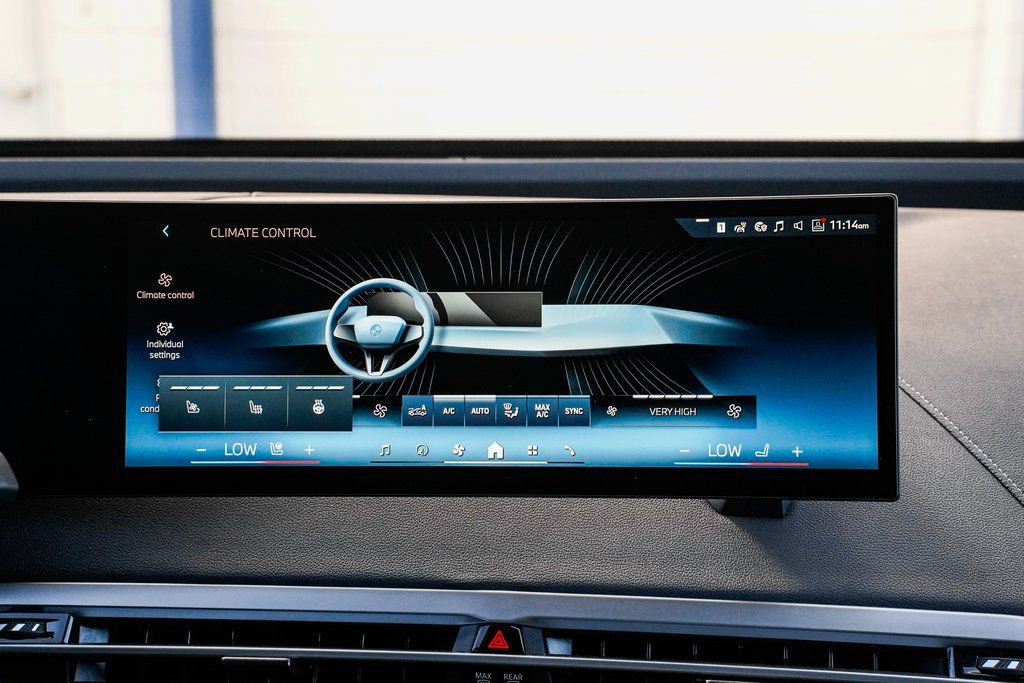 Used 2025 BMW iX xDrive50 w/ Premium Package image 14