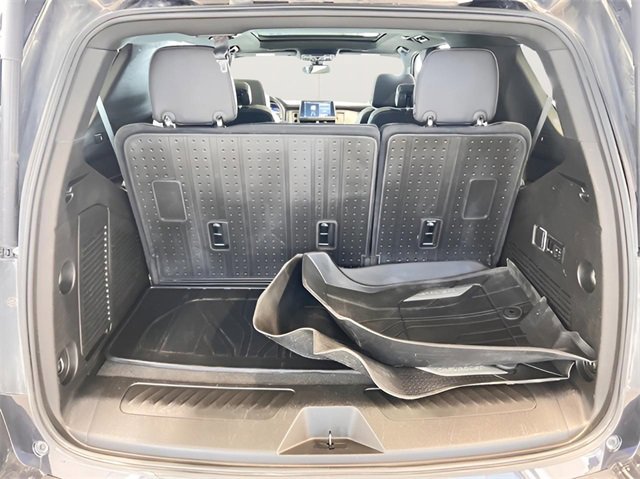 Used 2022 Chevrolet Tahoe LT w/ LT Signature Package image 9