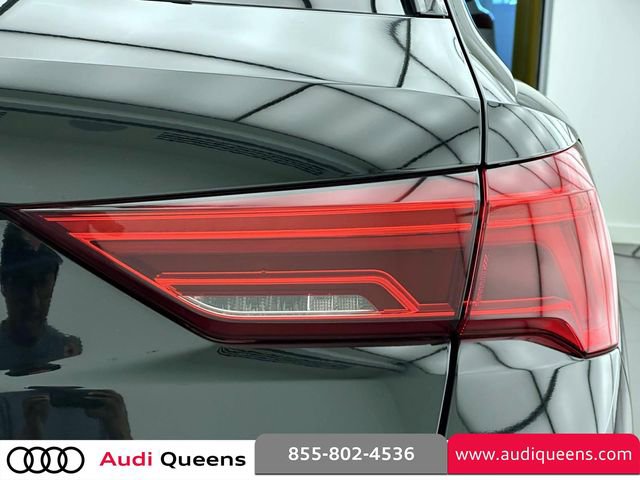 Used 2023 Audi Q3 2.0T Premium w/ Convenience Package AWD/4WD image 9