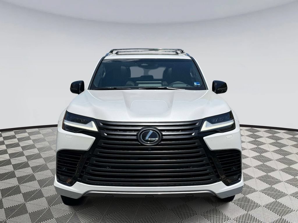 Used 2025 Lexus LX 700h Overtrail w/ Accessory Package (Z1) AWD/4WD image 6