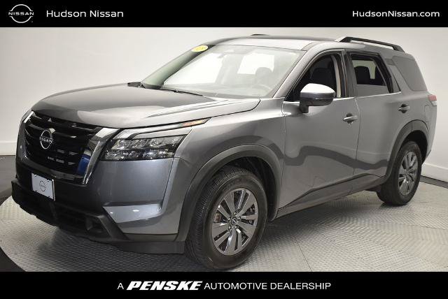 Certified 2025 Nissan Pathfinder SV