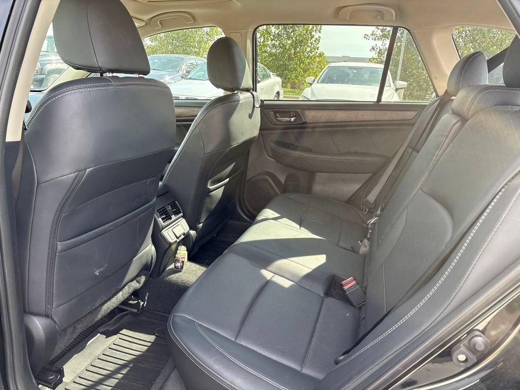 Used 2018 Subaru Outback 2.5i Limited AWD/4WD image 16