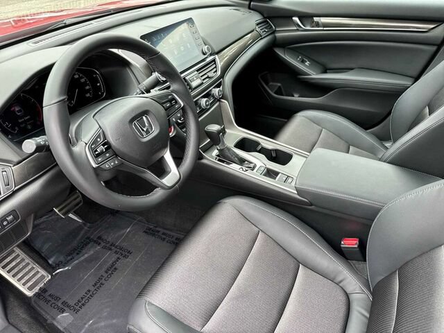 Used 2018 Honda Accord Sport image 11