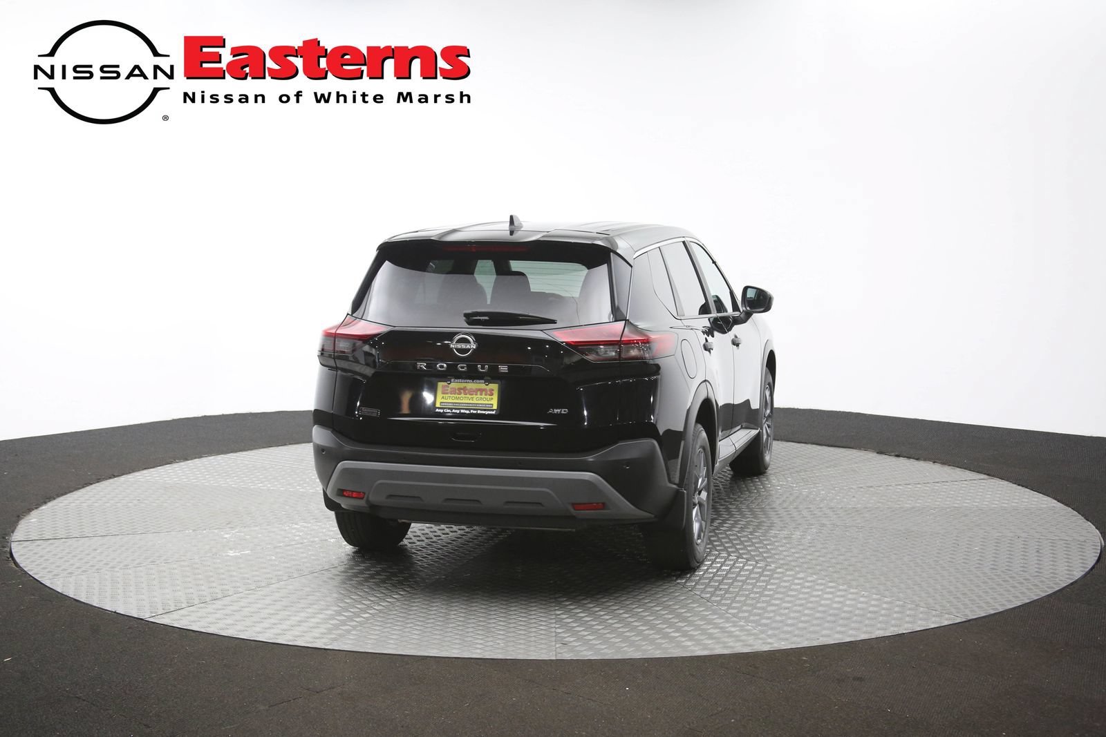 Used 2023 Nissan Rogue S AWD/4WD image 38