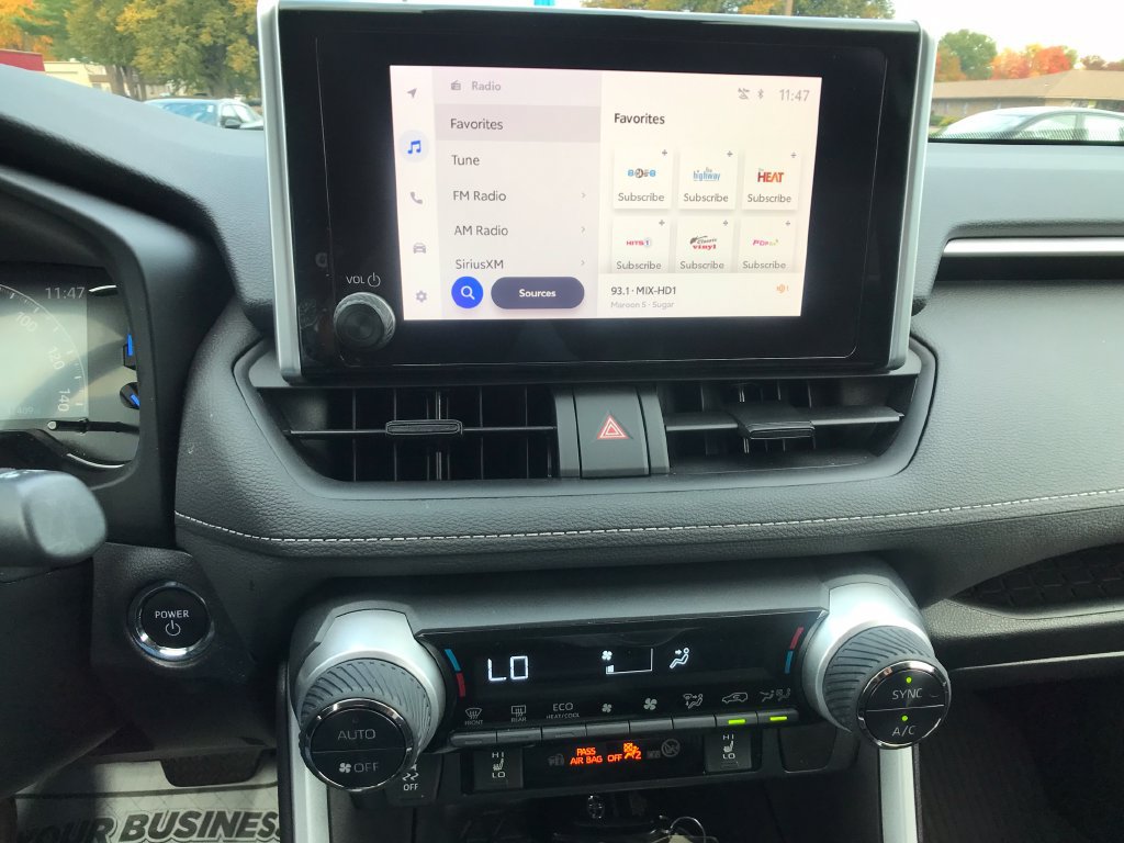 Used 2023 Toyota RAV4 XLE w/ XLE Grade Weather Package AWD/4WD image 19